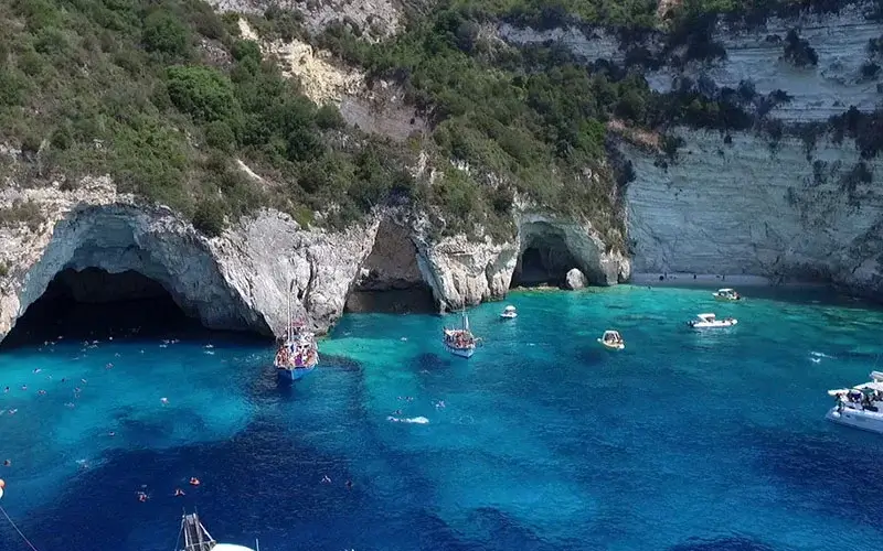 Paxos - Antipaxos - Blue Caves